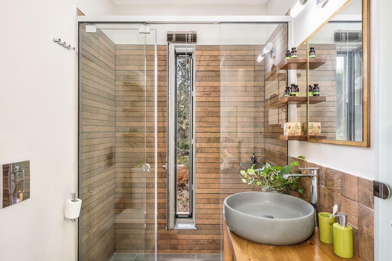 Olive Lemon Biophilic House & Lush Forest Garden فاموس المظهر الخارجي الصورة